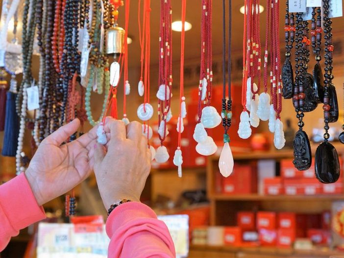 How to Start a Spiritual Business + Tips for Success